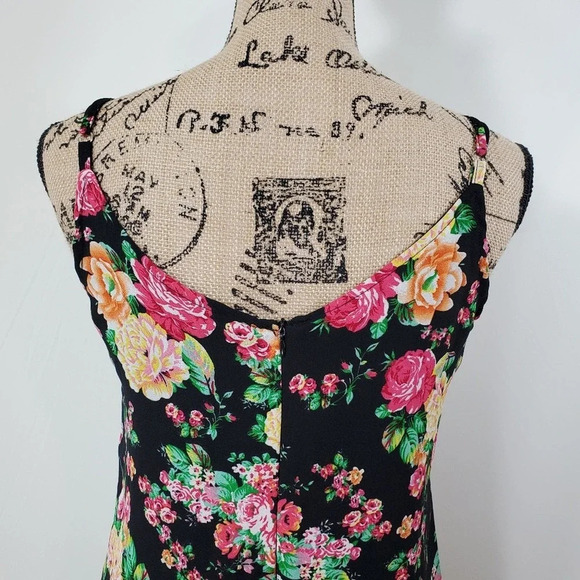 ROMEO And JULIET COUTURE Women's Floral Jumpsuit Lightweight Size Small - Picture 13 of 16